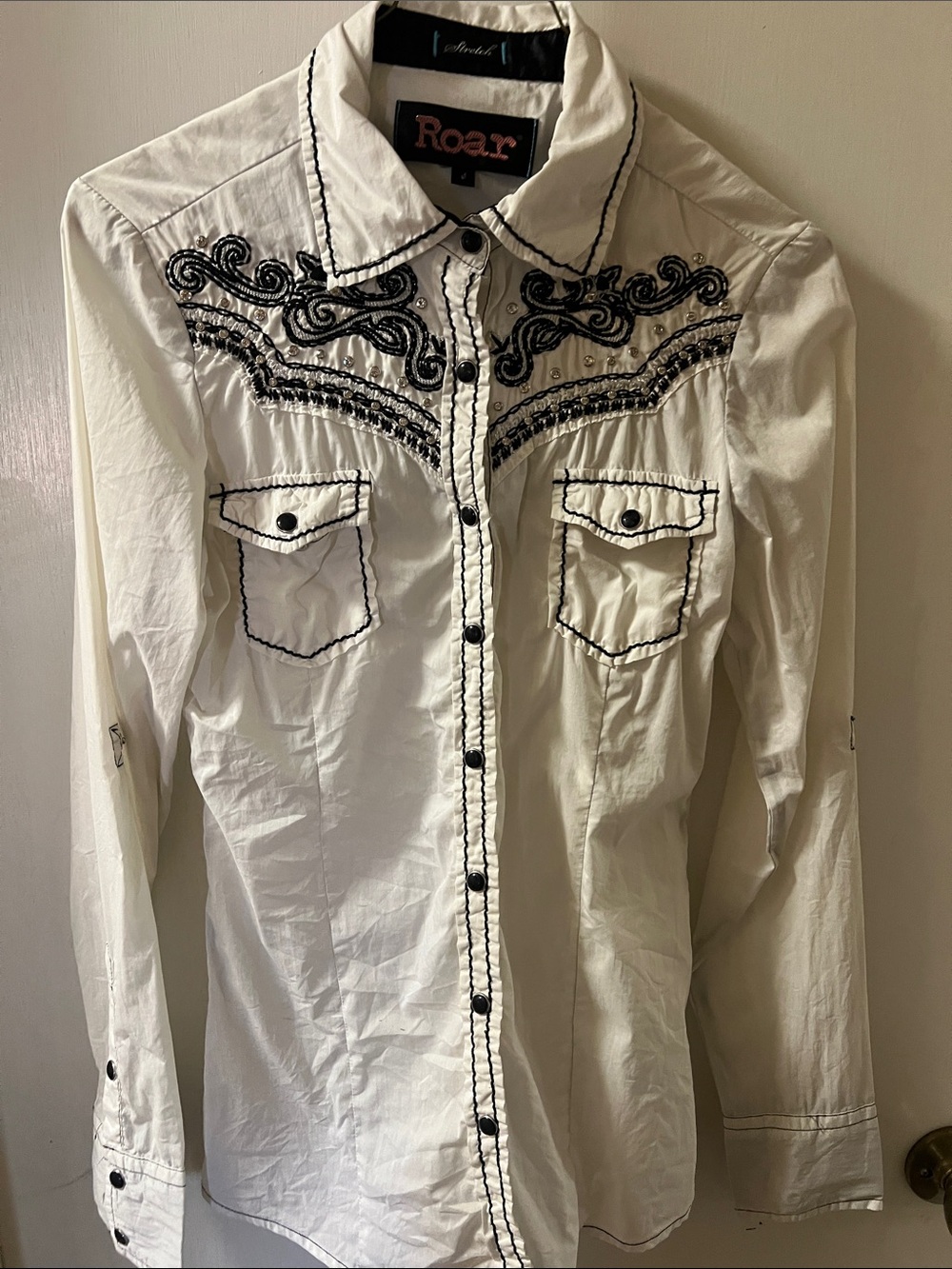 Roar White Button-Front Western Embroidered Shirt
